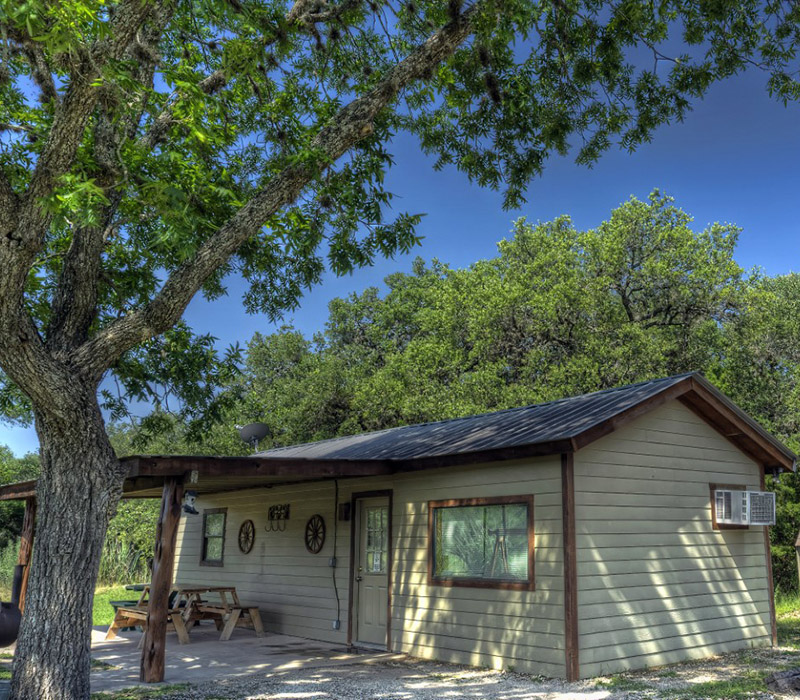 Frio River Oaks Concan Lodging